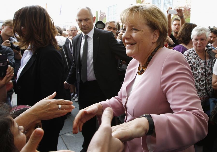 Angela Merkel beantwortet jetzt Eure Fragen auf YouTube - eine gute Aktion der Bundesregierung?
