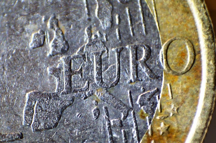 Wollt ihr den Euro behalten oder wünscht ihr euch die gute alte Deutsche Mark zurück?