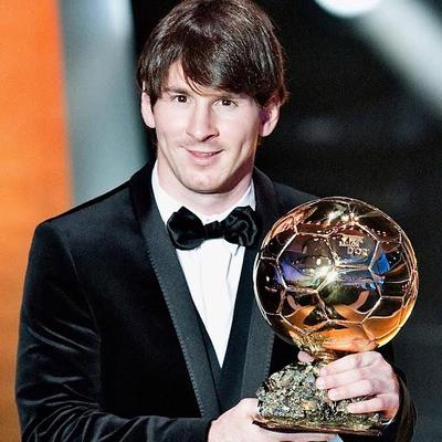 Welcher deutsche Fussballer könnte mit Lionel Messi um Weltfussballer-Preis 2012 konkurrieren?
