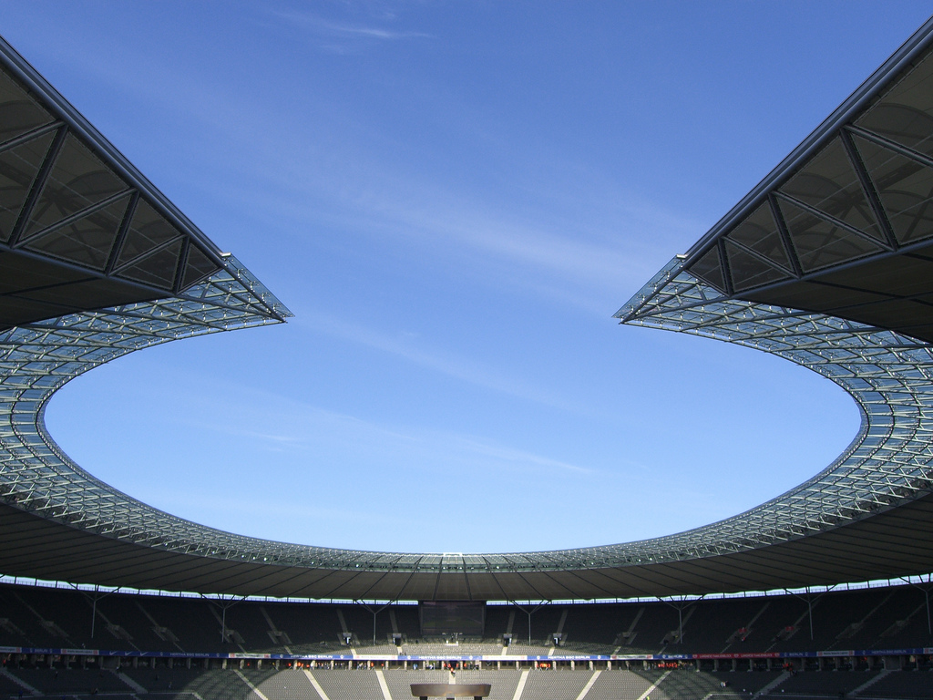Zum Bundesliga-Start 2015/16: Wem drückt ihr die Daumen?